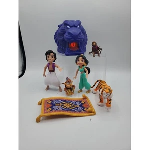 Disney vintage action figures Aladdin Jasmine Magic Carpet Rajah tiger - Picture 1 of 4