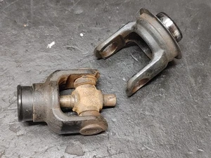 Arctic Cat 650 H1 OEM Front Output Drive Shaft Yoke U Joint 550 700 Mud Pro TRV - Bild 1 von 4