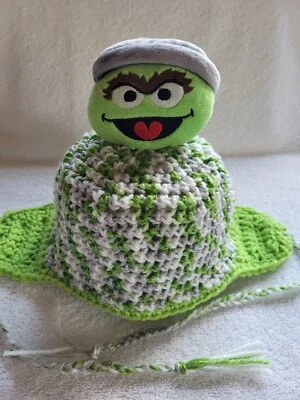 Nuevo Sombrero Ganchillo Plaza Sésamo Oscar Oreja para 6-12 Meses Bebé Verde/Blanco Foto 1 de 4