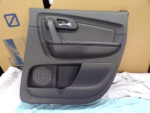 2010 chevy traverse door panel ( passenger rear ) 2010-2017 - Picture 1 of 3