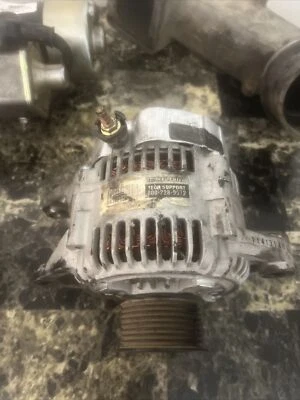 Alternador Cummins 24v - Imagem 1 de 3