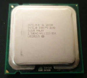 INTEL CORE 2 QUAD Q8300 2.50GHz Socket LGA775 Processor CPU (SLGUR) - Picture 1 of 2