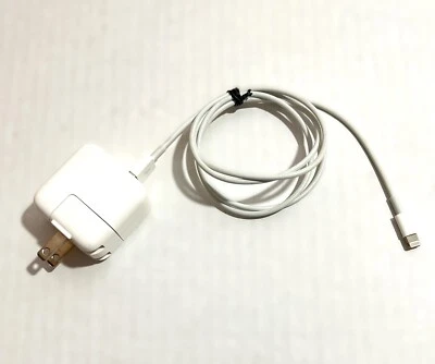 Apple 10w USB Wall Charger Adapter  for ALL iPhones w/ lightning cable - Image 1 of 4