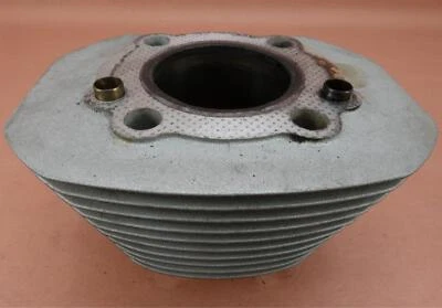 Harley Davidson Sportster 883 XL883L 2009-2021 jarra de cilindro de motor trasero Foto 1 de 4