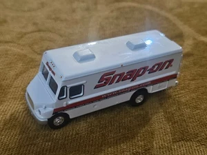 HERRAMIENTAS A PRESIÓN CROWN PREMIUM MT-55 FREIGHTLINER FURGONETA PASO ATRÁS METAL FUNDIDO A PRESIÓN - Imagen 1 de 11