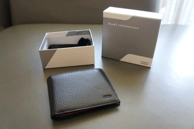 NUEVO EN CAJA Cartera Monedero Tarjeta de Crédito Identificación Cuero Premium Negra y Roja Genuina Audi Sport Foto 1 de 4