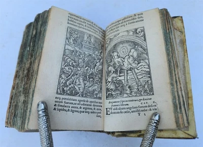 1551 BIBLE in LATIN ILLUSTRATED w/ 108 WOODCUTS antique RARE pocket size VELLUM - Image 1 of 4