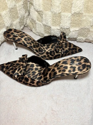 Salto estilingue com estampa de leopardo Zara - tamanho 9 - Imagem 1 de 2