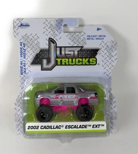 Jada Just Trucks Wave 44 2002 Cadillac Escalade EXT silber & rosa Polizei-LKW - Bild 1 von 2