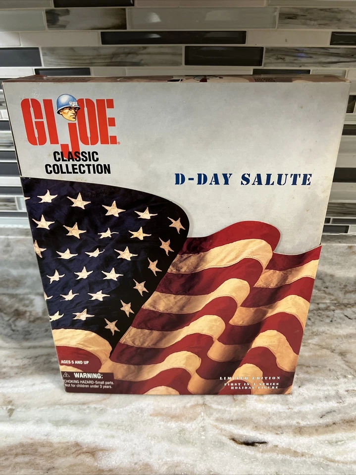 RARE AA Hasbro 1997 G.I. Joe Classic Collection D-Day Salute 12" Action Figure