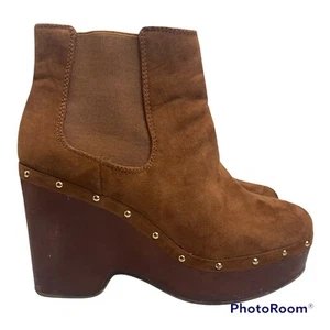 Forever 21 Studded Brown Ankle Boots Woman Elastic Pull On Wedge 7.5 M - Picture 1 of 12