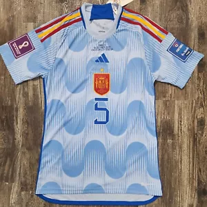 Maglia calcio 2022 Adidas Spagna Away Sergio Busquets uomo Coppa del Mondo S Marocco - Foto 1 di 6
