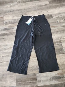 D & Co Capri Pants - Picture 1 of 7