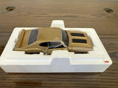 Danbury Mint Limited Edition 1970 Oldsmobile 442 Coupe 1/24 Scale Galleon Gold - Image 1 of 4