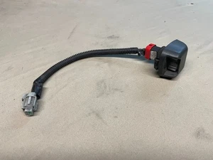 GenuineOem Nissan Frontier License Plate Lamp 26510-ZP50A NEW OEM ZFY-00 855-NI - Picture 1 of 8