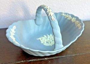 Vintage Wedgwood blau Jasperware Distel Korb 5,75" x 4,25" x 3" - Bild 1 von 8