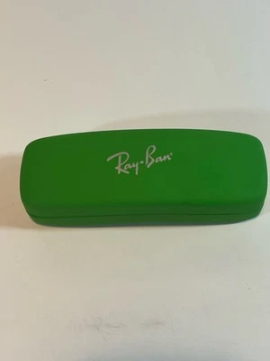 Estojo rígido Ray-Ban verde com interior vermelho - Imagem 1 de 4
