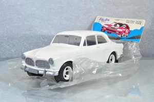 BC905 Stahlberg "Ju-Ju Toys" (Finlande) 1:20 Volvo P130 Amazon A/d - Picture 1 of 6
