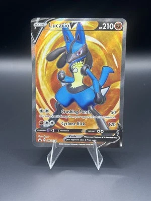 Pokemon TCG Lucario V SWSH213 SWSH: Sword & Shield Promo Cards Holo - Image 1 of 2
