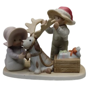 Estatuilla de ayudante de Papá Noel Circle of Friends 1994 niños perro cuernos de reno - Imagen 1 de 10