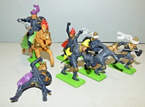 Gran Bretaña Detalle Caballeros Medievel 1 Caballo y 7 Figuras Escala 1:32 - Imagen 1 de 2