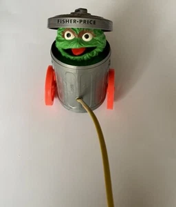 Vintage Fisher Price Sesame Street Oscar The Grouch Pop Up Garbage Can Works - Picture 1 of 2