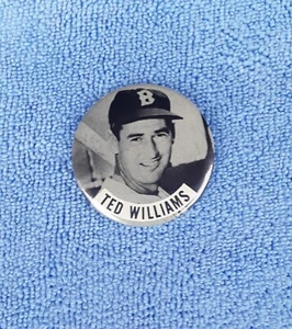 TED WILLIAMS BOSTON RED SOX, VINTAGE PIN, NEW CONDITION FROM THE 1980'S - Picture 1 of 2