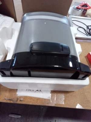 Abridor de puerta solar de cadena Blütezeit 1400 lb WiFi con batería para motor de entrada (usado) Foto 1 de 4