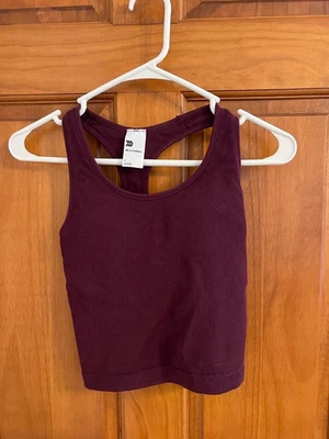 Camiseta sin mangas deportiva Target granate - Nueva - ¡NUNCA USADA! Talla pequeña Foto 1 de 2