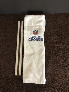 NFL Inspire Change White QB Waist Towel Wilson On Field! New - Picture 1 of 3