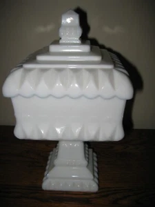Westmoreland Milchglas Hochzeit Braut Schüssel Standfuß Box mit Deckel groß 10" NEUWERTIG - Bild 1 von 11