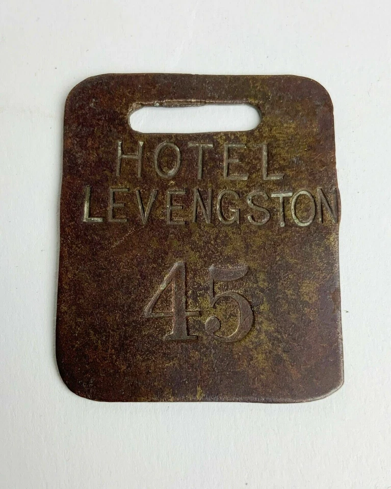 Antiguo llavero de etiqueta de equipaje de latón del Hotel Levengston Saratoga Springs Nueva York Foto 1 de 2