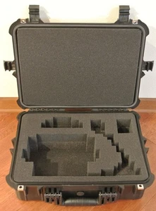 Nintendo 3D Virtual Boy HARD CASE Weather DUST PROOF Lockable IMPACT RESISTANT - Picture 1 of 1