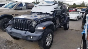 AC Compressor Fits 20-23 WRANGLER 1801465 - Picture 1 of 12