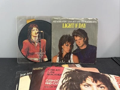 Joan Jett Interview With / Light Of Day 7” Vinyl Records With Picture Sleeves — 第 1/4 张图片