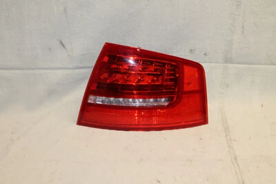 Audi A8 Quattro 08 09 10 Пассажир правый Правый светодиодный задний фонарь Упор тормоза Крепление кузова - Изображение 1 из 4