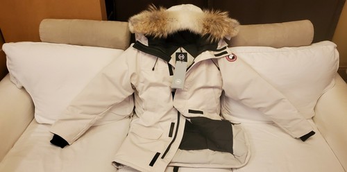OFF WHITE NUOVO ULTIMO GREY LABEL CONCEPT EDITION COLORE BIANCO CANADA GOOSE LANGFORD L PARKA