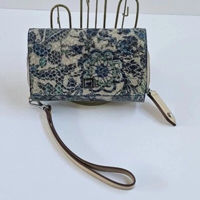 Lodis Wristlet蓝色/白色花卉钱包 — 第 1/4 张图片