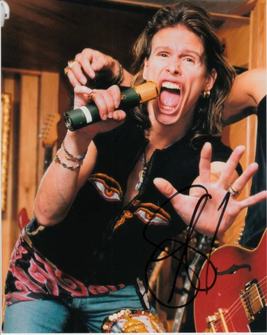 STEVEN TYLER SIGNED AEROSMITH PHOTO UACC REG 242 (5) Cover