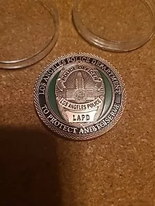 Los Angeles Police Department Green and Gold 1.5 inch Challenge Coin (USED). - Picture 1 of 10