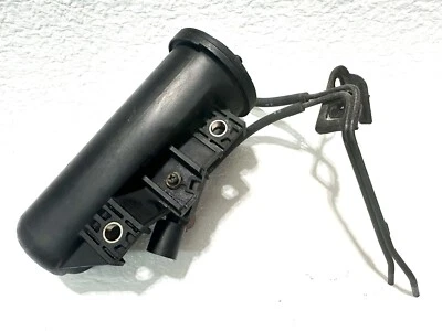 Válvula interruptor de vacío bote de vapor de combustible Lexus IS300 GS300 SC300 Toyota Supra OEM Foto 1 de 4