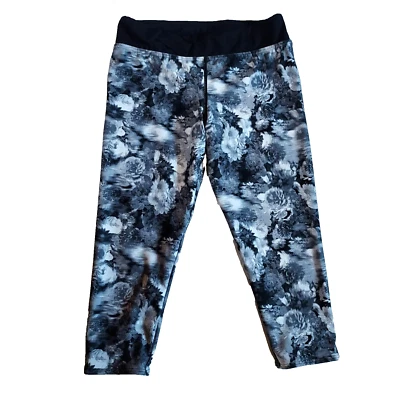 Leggings TYR Capri Pequeños 4 6 Elastizados Negro Gris Acuarela Floral Cintura Elástica Foto 1 de 4