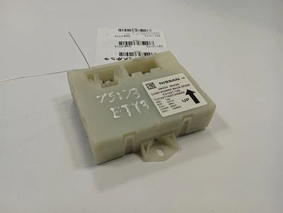 Control de puerta levadiza eléctrica ECM de 2015 Nissan Pathfinder 11583142 Foto 1 de 4