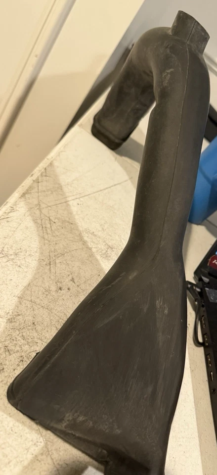 2004-2007 Toyota Sienna Air Cleaner Lower Inlet Tube Hose Pipe 17751-AA020 OEM Foto 1 de 4