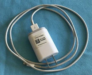 LG (5V/1.2A) Adattatore da viaggio USB singolo caricatore da parete - bianco/grigio (MCS-01WRE) - Foto 1 di 3