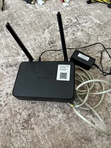 NETGEAR R6020 750 Mbps 4 Port Dual Band WiFi Router - Picture 1 of 4