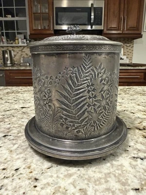 Movimiento estético de estaño de galleta Silber & Fleming siglo XIX Fernaissance EPNS Foto 1 de 4