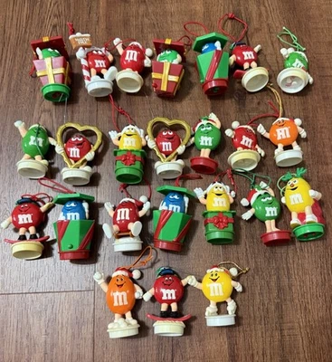 M&M Christmas Decoration Ornament Cake Topper 1991 Vintage Red, Green, Yellow 24 - Image 1 of 4