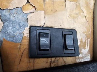 Jaguar XJS 1991 interruptor de ventana maestro (cupé) Foto 1 de 4