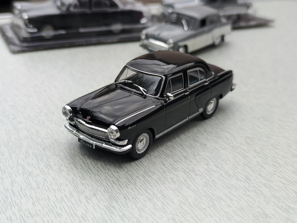 Diecast Soviet car Volga GAZ 21 Волга ГАЗ 21 DeAGOSTINI 1/43 Scale - Image 1 of 4